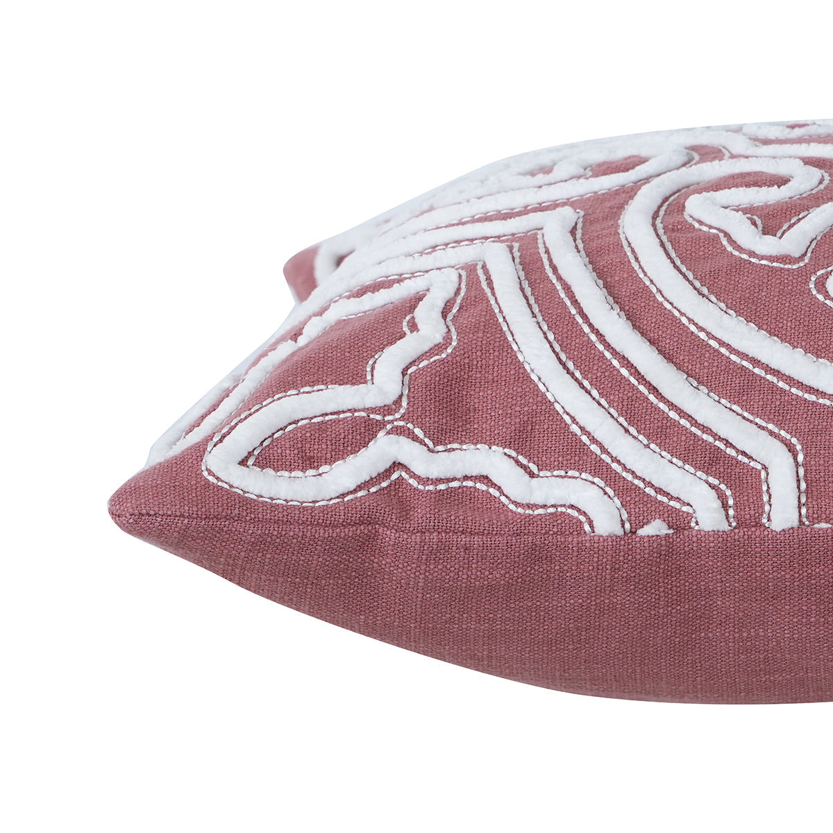 Tranquil Essence Alligator Reflect Embroidered 100% Cotton Peach Cushion Cover