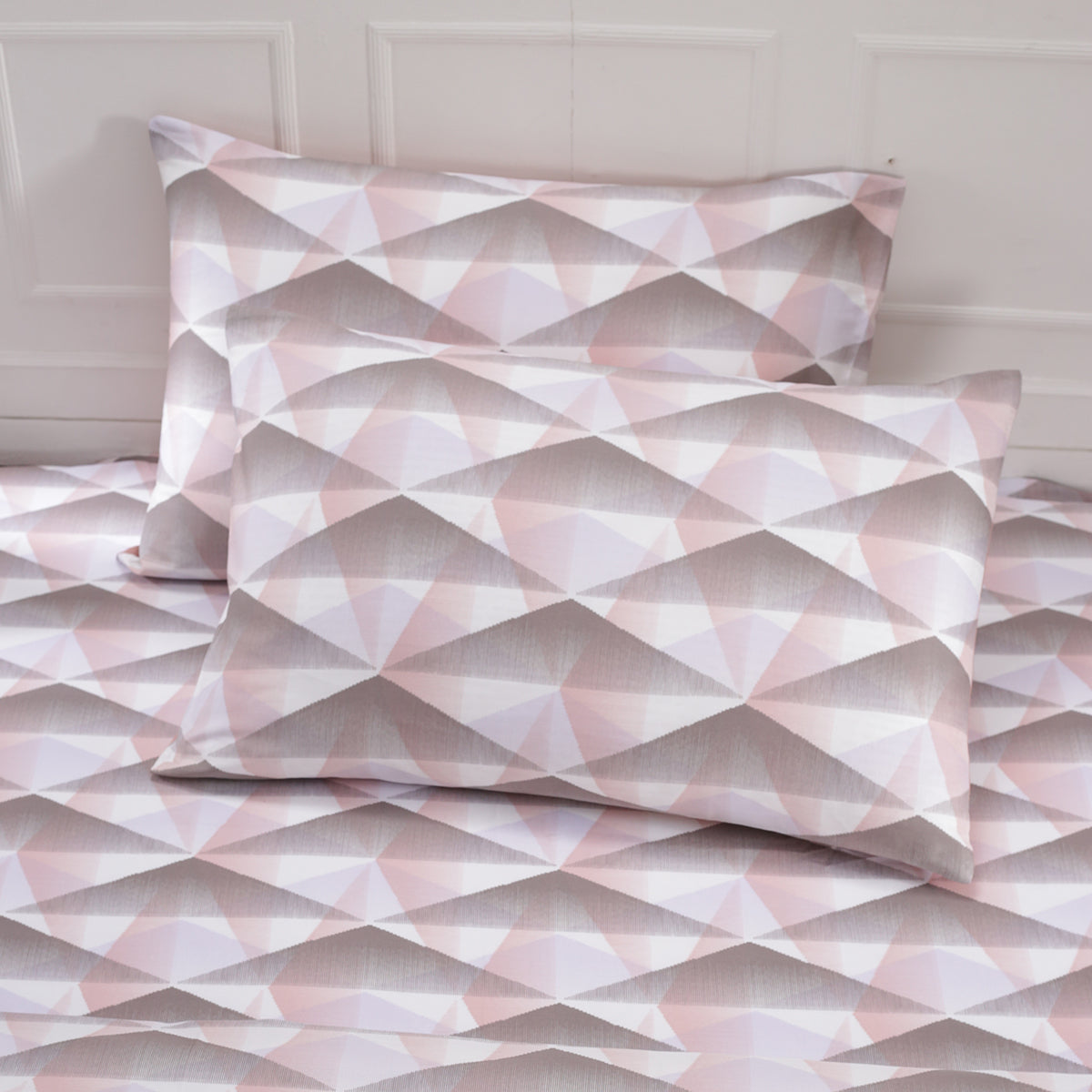 Art Nouveau Emerson Printed 100% Cotton Pink Soft Bed Sheet