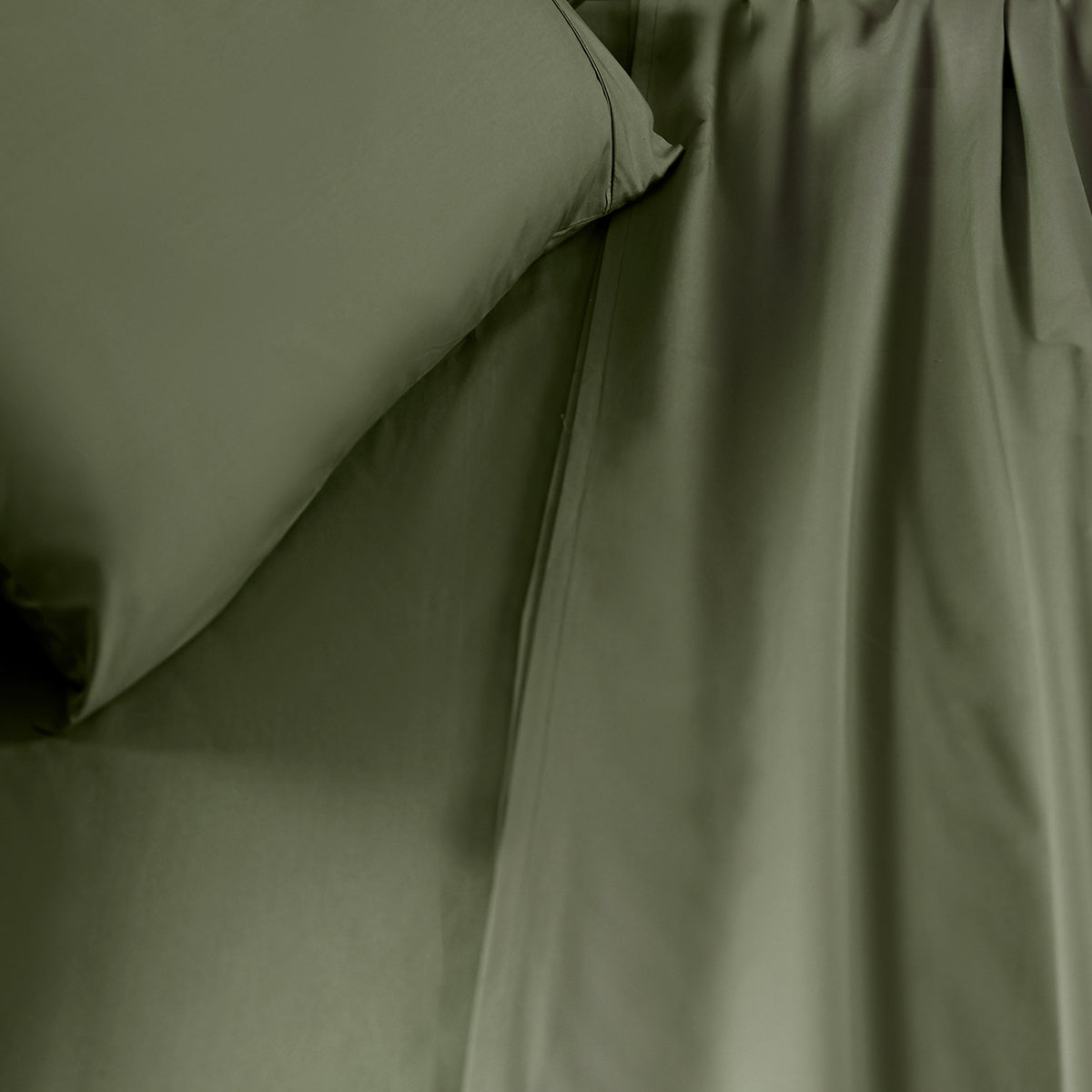 Slumber Plain Easy Care Percale 100% Cotton Green Crisp Bed Sheet with Pillow Case