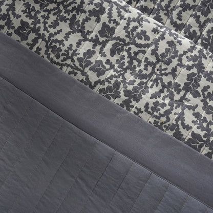 Classical Impression Ornamental Quilt/Quilted Bed Cover Grey