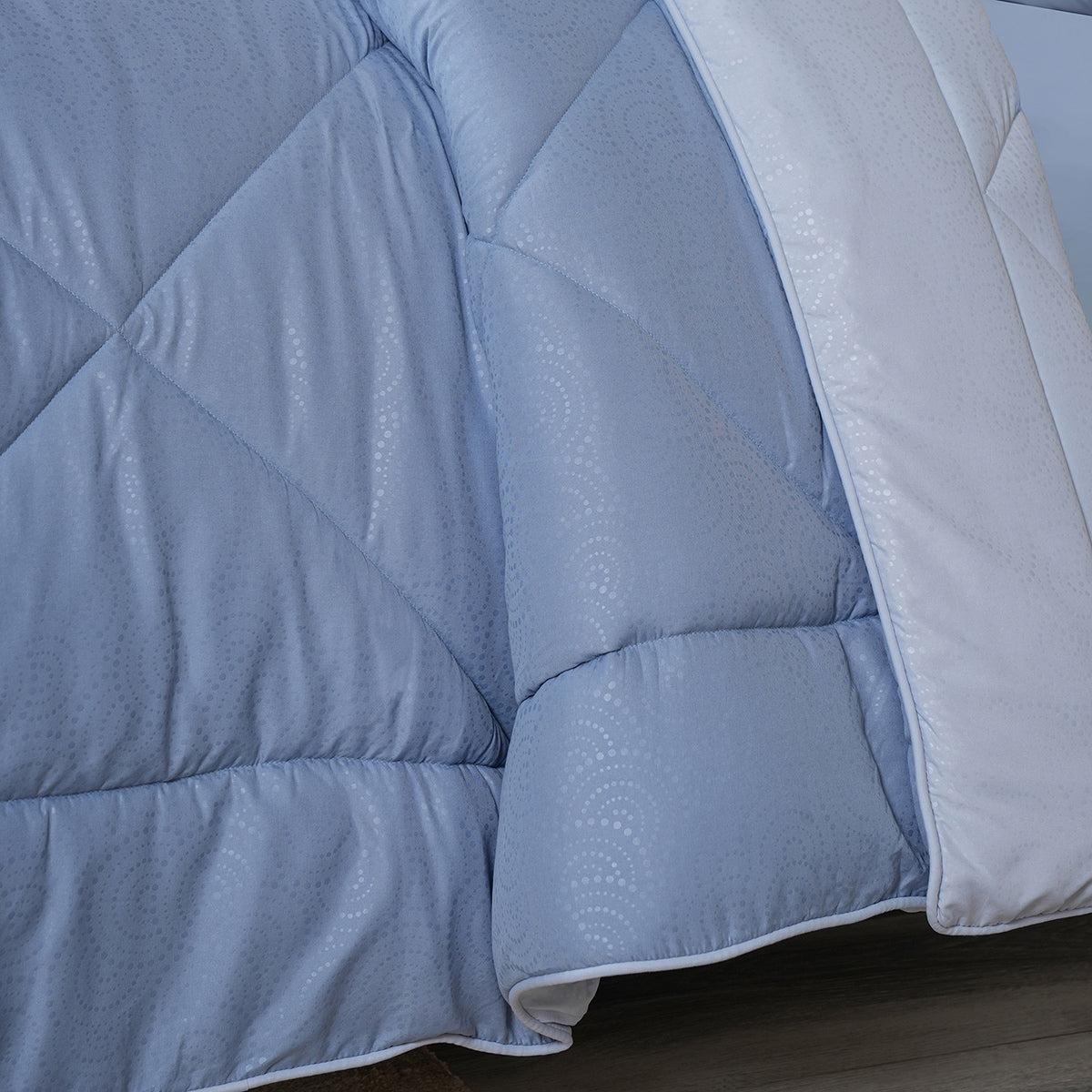 Gravel 250 GSM reversible textured Blue Quilt