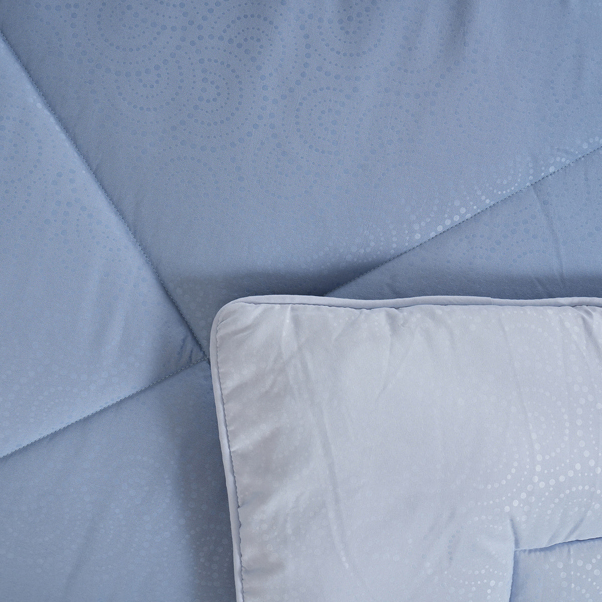 Gravel 250 GSM reversible textured Blue Quilt