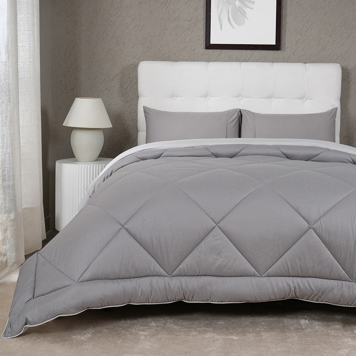 Gravel 250 GSM reversible textured Grey Quilt