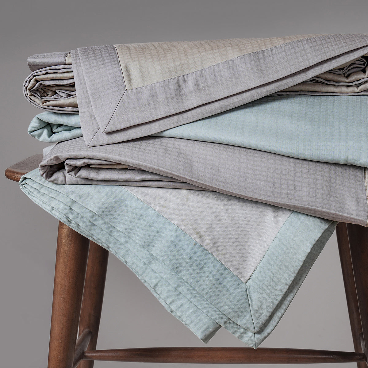 Clear Grid extremely soft Blue Dohar