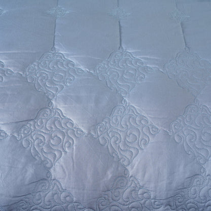 Utopian Regan 145 GSM Frill Liner Quilt/Comforter