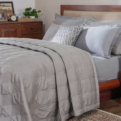 Utopian Regan 145 GSM Frill Liner Quilt/Comforter