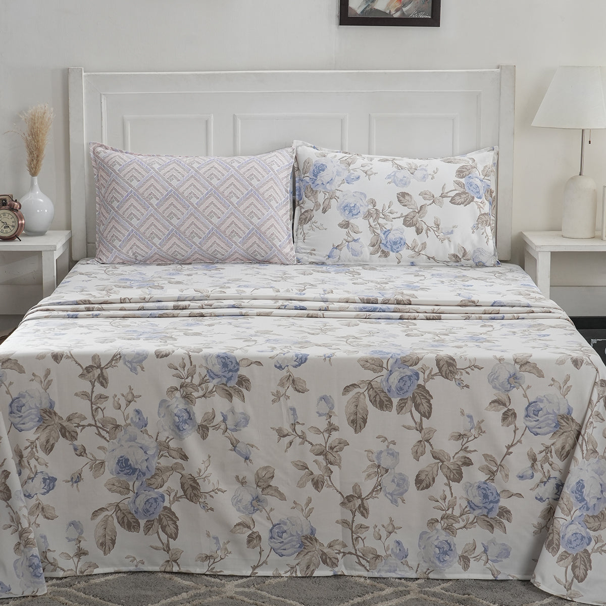 Optimist Bloom 300 TC Roseen 100%Cotton Printed Bed Sheet With Pillow Cover