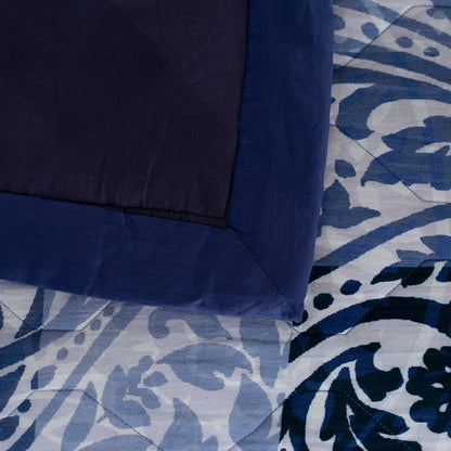 Folklore Transition Paisley Glitch Summer AC Quilt/Quilted Bed Cover/Comforter Blue