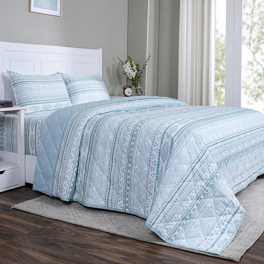 Hermosa Sensory Bloom Allegra Quilt Blue