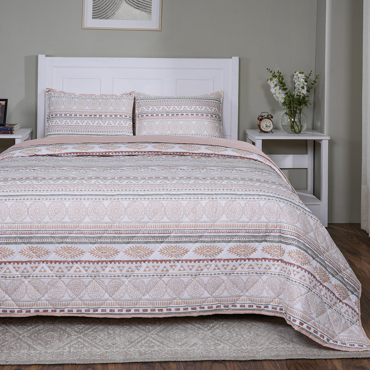 Hermosa Sensory Bloom Allegra Quilt Peach