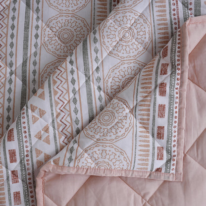 Hermosa Sensory Bloom Allegra Quilt Peach