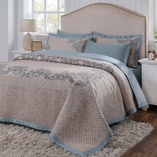 Classical Ornate Seamless Scroll Quilt/Quilted Bed Cover Blue