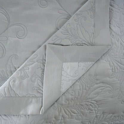 Classical Ornate Twirls & Swirls Quilt/Quilted Bed Cover Blue