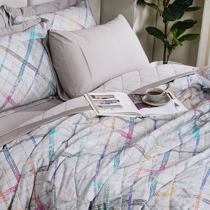 Eclectic Geo Rhombus Quilt/Quilted Bed Cover Grey